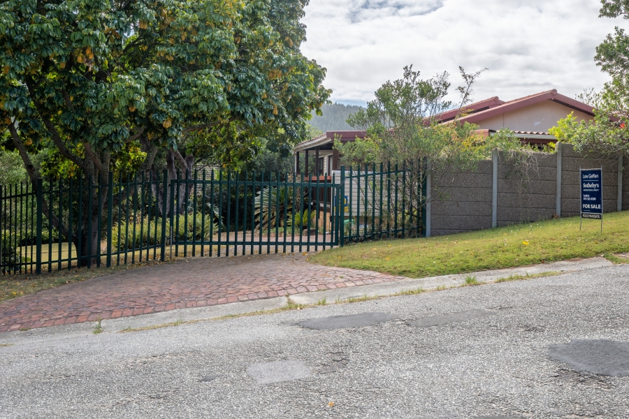 4 Bedroom Property for Sale in The Village Western Cape